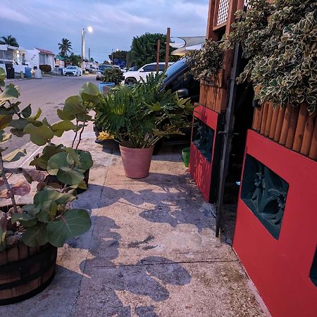 Moon'S Place Toa Baja Exterior foto